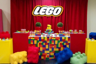 LEGO