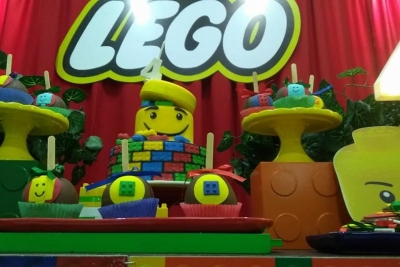 LEGO